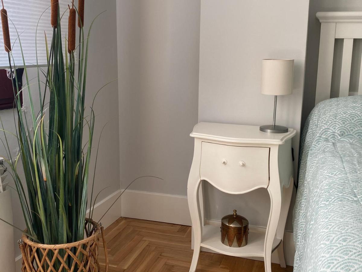 Apartamento Ideal A La Entrada De Salamanca !!! Santa Marta de Tormes Eksteriør bilde