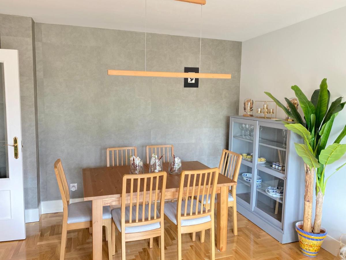 Apartamento Ideal A La Entrada De Salamanca !!! Santa Marta de Tormes Eksteriør bilde