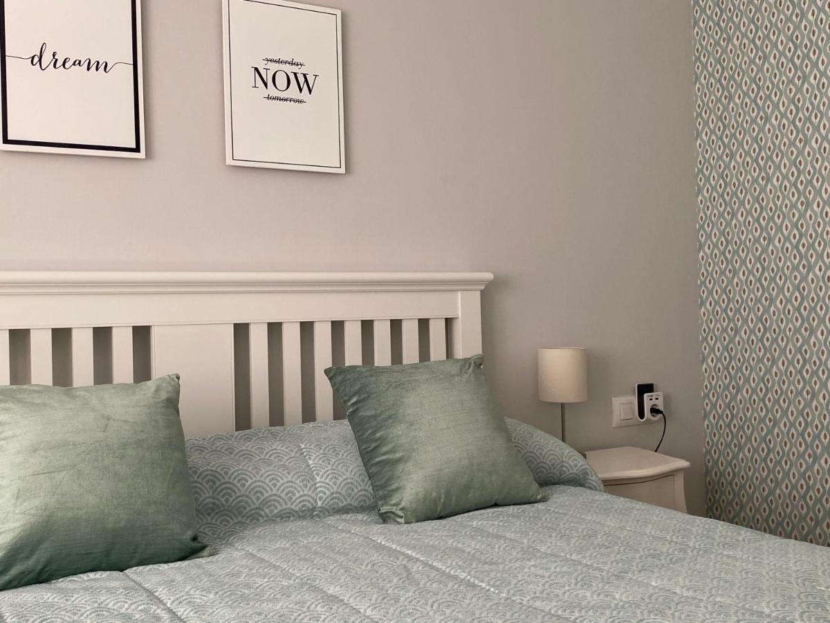 Apartamento Ideal A La Entrada De Salamanca !!! Santa Marta de Tormes Eksteriør bilde