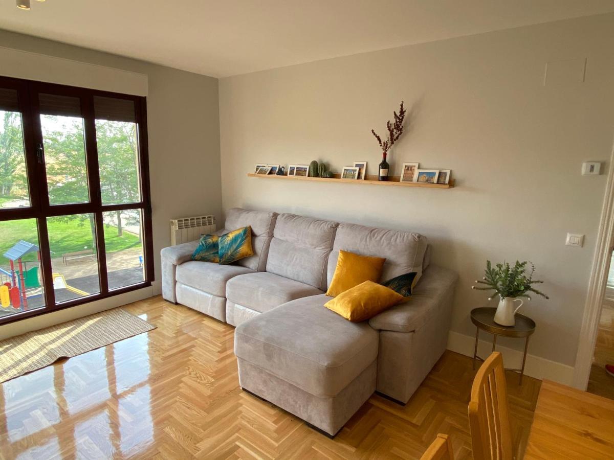 Apartamento Ideal A La Entrada De Salamanca !!! Santa Marta de Tormes Eksteriør bilde